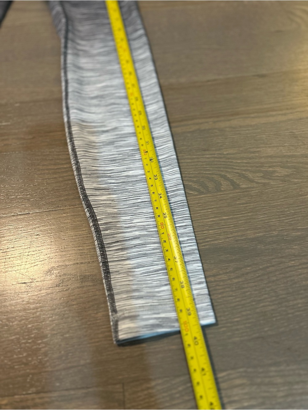 Lululemon Wunder Under Hi-Rise
Tight *Ombre Melange 31" Size 6 - Picture 7 of 9